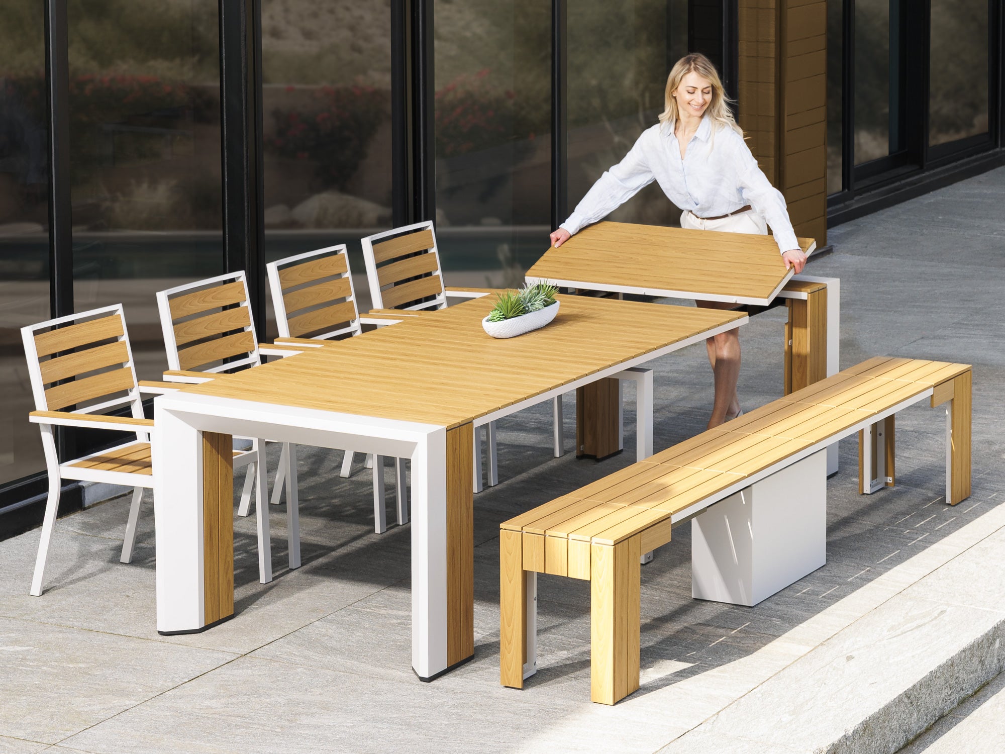 Transformer-outdoor-table-light-oak-the-host-bundle-functionality-4x3-1 Outdoor Dining Set - The Host - Image 1